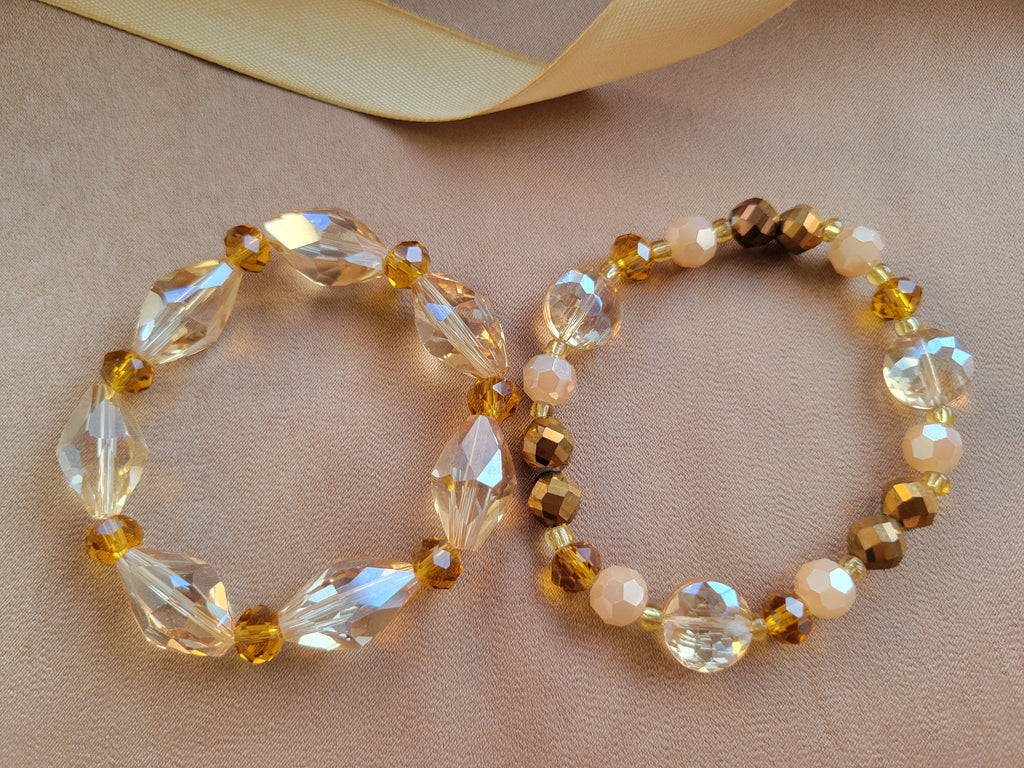 pulseras elasticas en tendencia de Sherami Collection